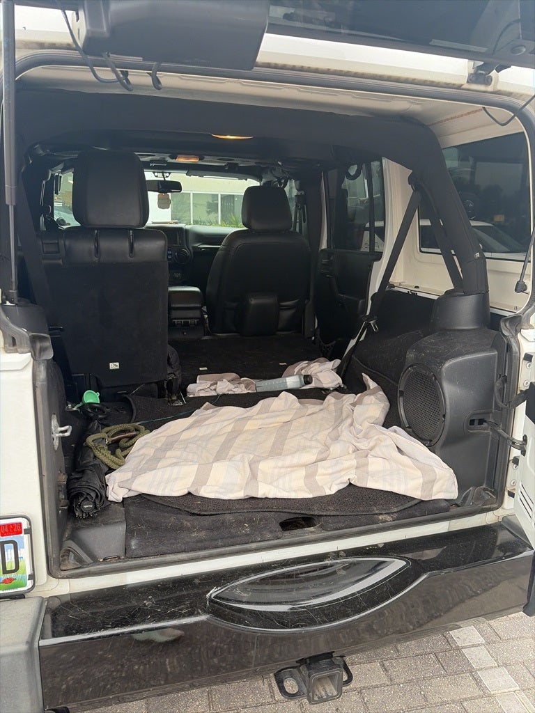 2014 Jeep Wrangler Unlimited Altitude