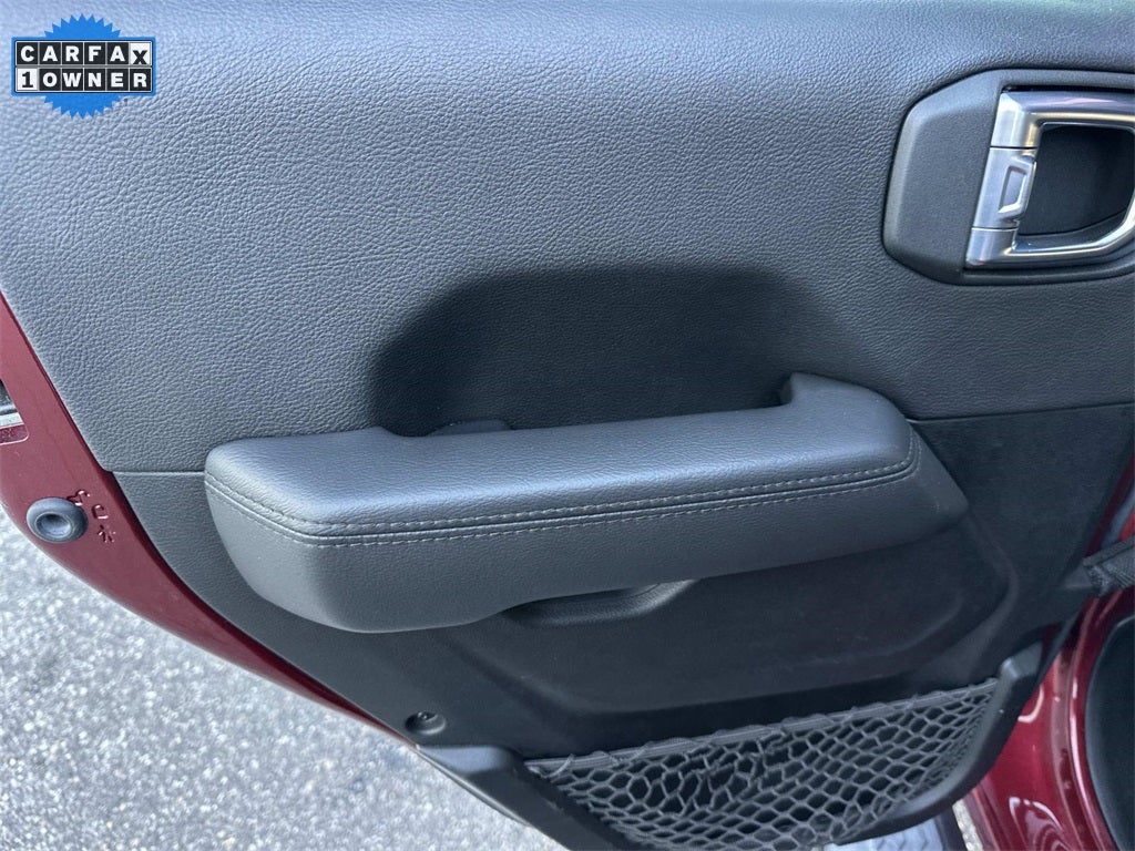 2021 Jeep Wrangler Unlimited Sahara Altitude