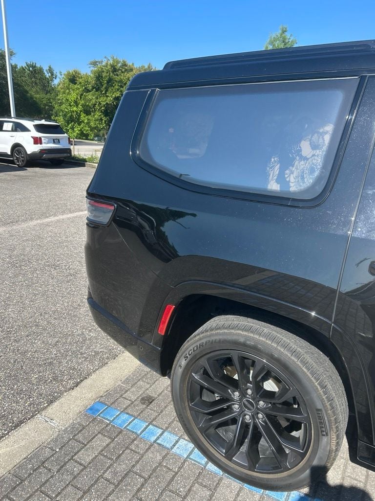 2023 Jeep Grand Wagoneer Series III Obsidian