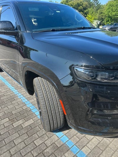 2023 Jeep Grand Wagoneer Series III Obsidian