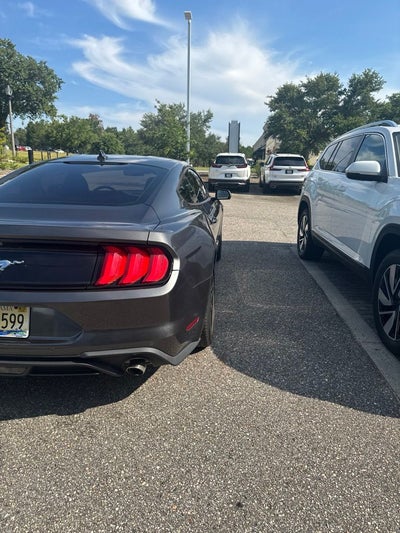 2020 Ford Mustang EcoBoost