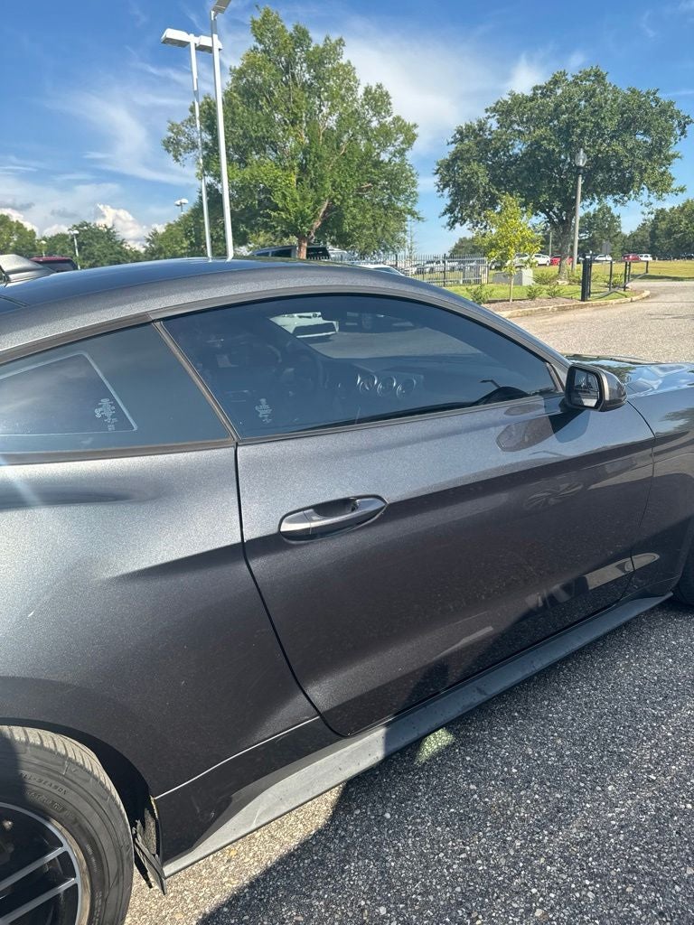 2020 Ford Mustang EcoBoost