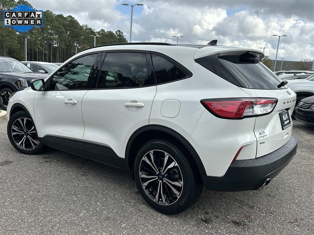 2021 Ford Escape SE Hybrid