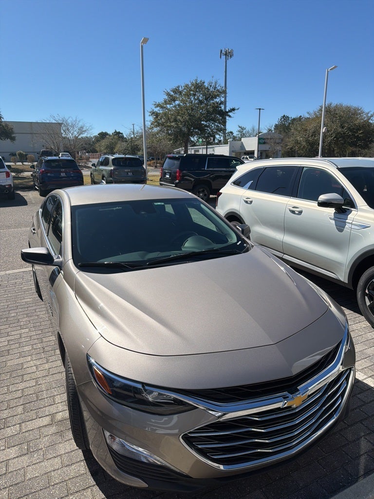 2023 Chevrolet Malibu LS 1LS