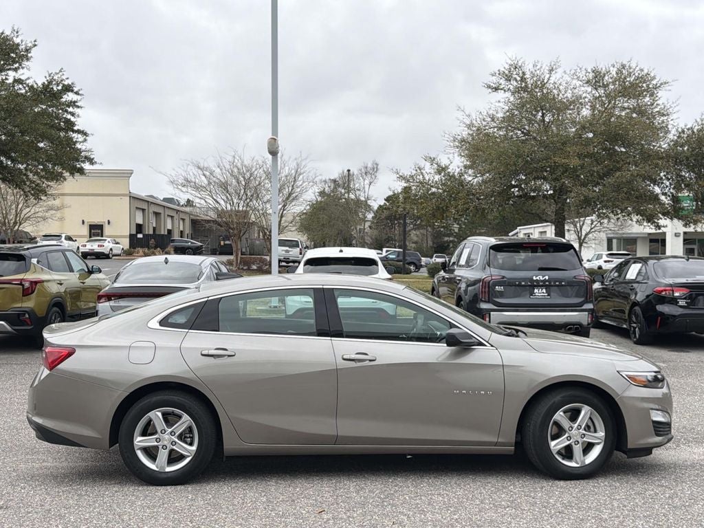 2023 Chevrolet Malibu LS 1LS