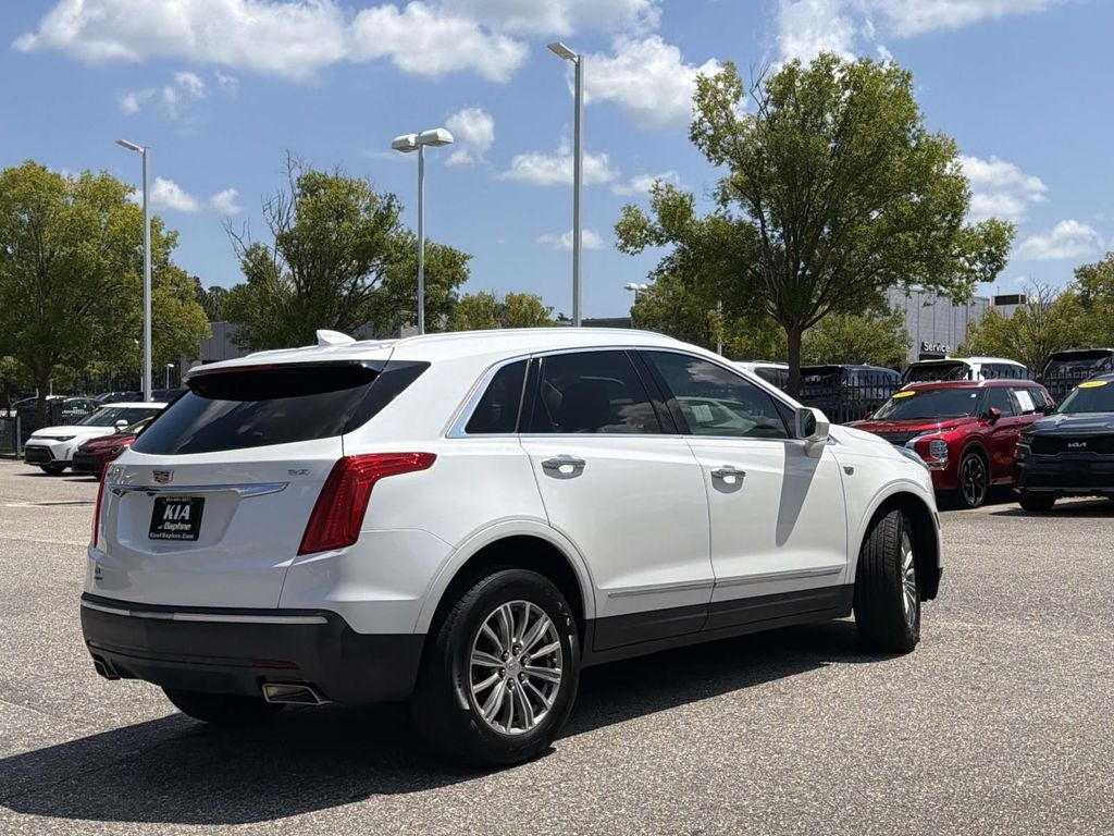 2017 Cadillac XT5 Luxury