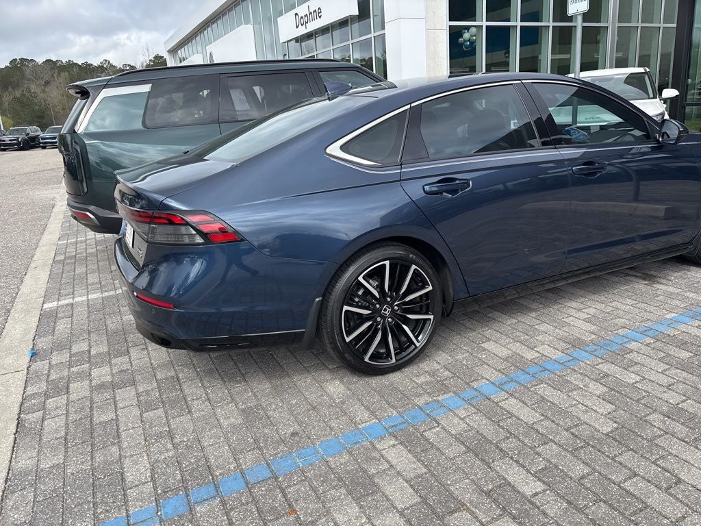 2025 Honda Accord Hybrid Touring