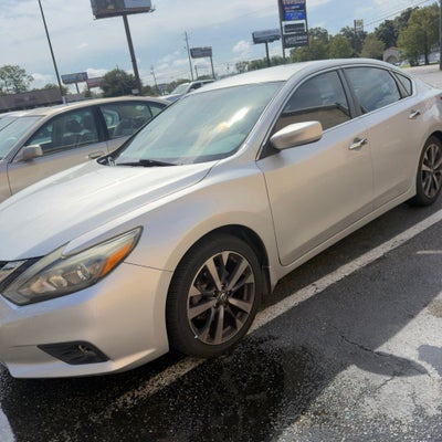 2017 Nissan Altima 2.5 SR
