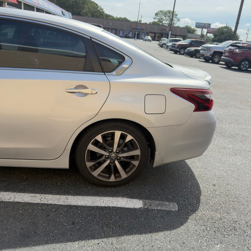 2017 Nissan Altima 2.5 SR