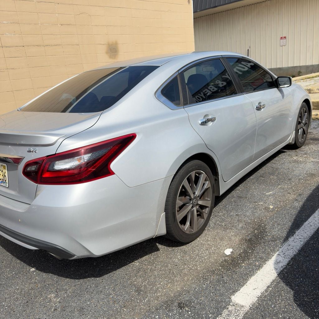 2017 Nissan Altima 2.5 SR