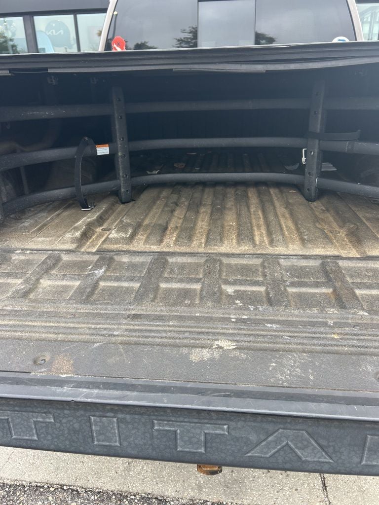 2017 Nissan Titan SV