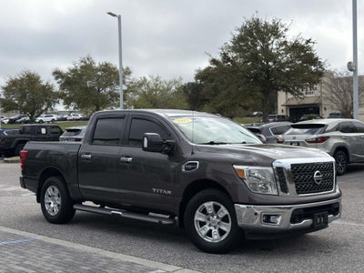 2017 Nissan Titan SV