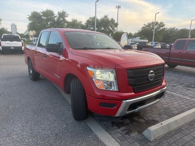 2022 Nissan Titan SV