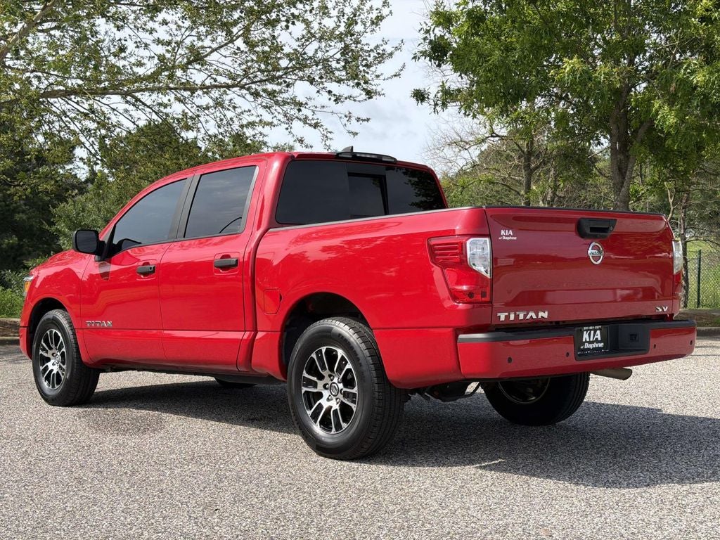 2022 Nissan Titan SV