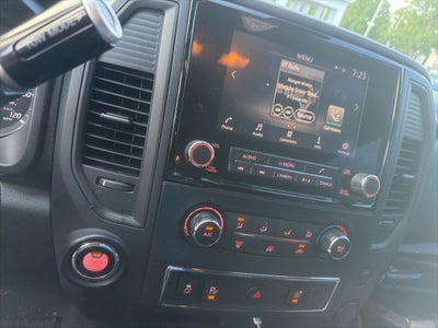 2022 Nissan Titan SV