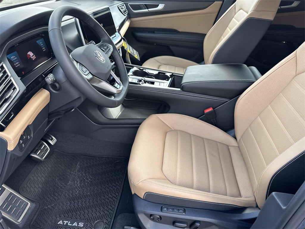 2026 Volkswagen Atlas Cross Sport 2.0T SEL R-Line Black