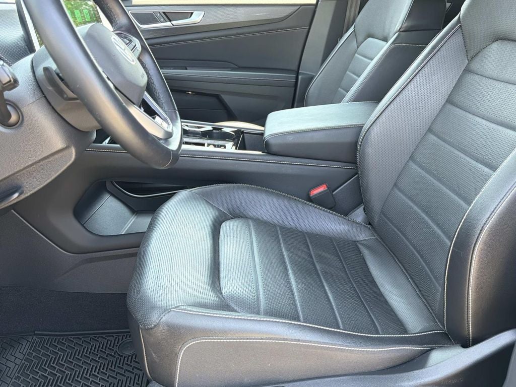 2024 Volkswagen Atlas Cross Sport 2.0T SEL R-Line
