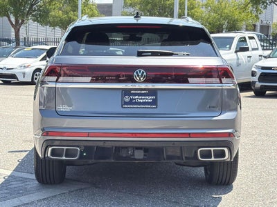 2024 Volkswagen Atlas Cross Sport 2.0T SEL R-Line