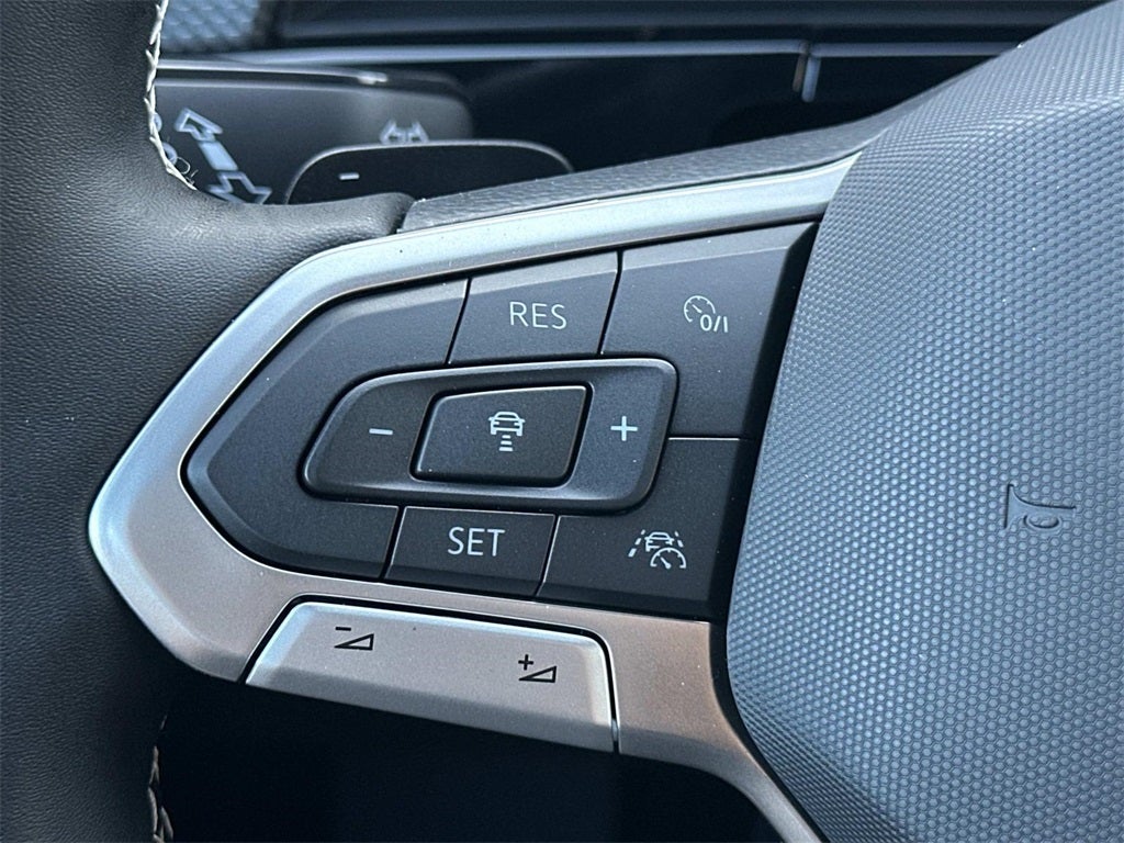 2026 Volkswagen Atlas Cross Sport 2.0T SEL