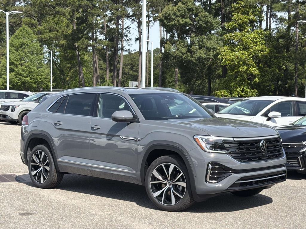 2026 Volkswagen Atlas Cross Sport 2.0T SEL Premium R-Line