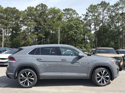 2026 Volkswagen Atlas Cross Sport 2.0T SEL Premium R-Line