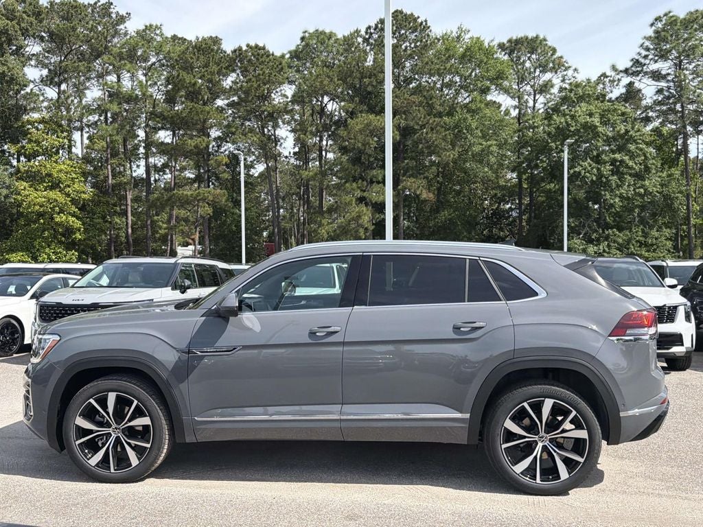 2026 Volkswagen Atlas Cross Sport 2.0T SEL Premium R-Line