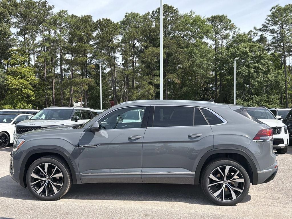 2026 Volkswagen Atlas Cross Sport 2.0T SEL Premium R-Line