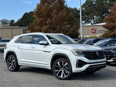 2026 Volkswagen Atlas Cross Sport 2.0T SEL Premium R-Line