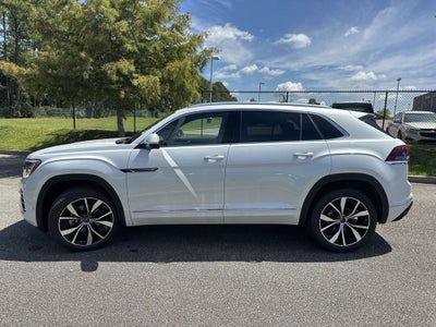 2026 Volkswagen Atlas Cross Sport 2.0T SEL Premium R-Line