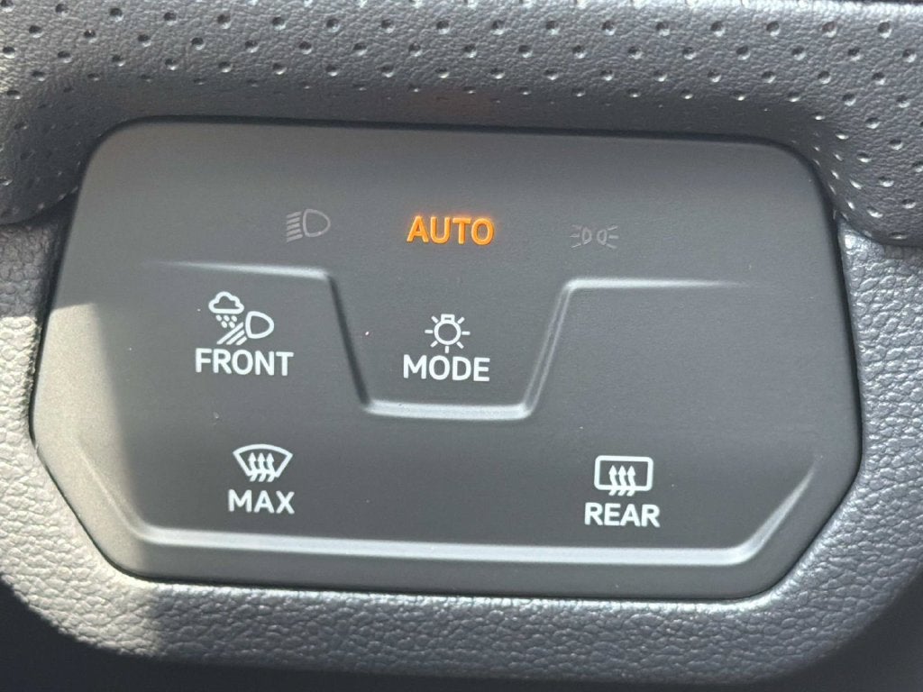 2026 Volkswagen Atlas Cross Sport SEL Premium R-Line