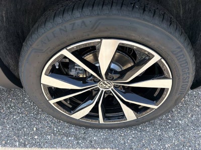 2026 Volkswagen Atlas Cross Sport SEL Premium R-Line