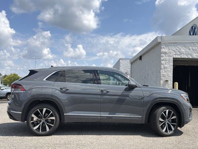2026 Volkswagen Atlas Cross Sport SEL Premium R-Line