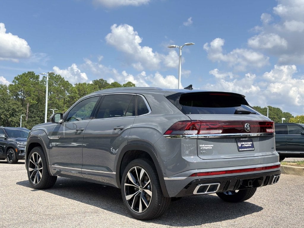 2026 Volkswagen Atlas Cross Sport SEL Premium R-Line