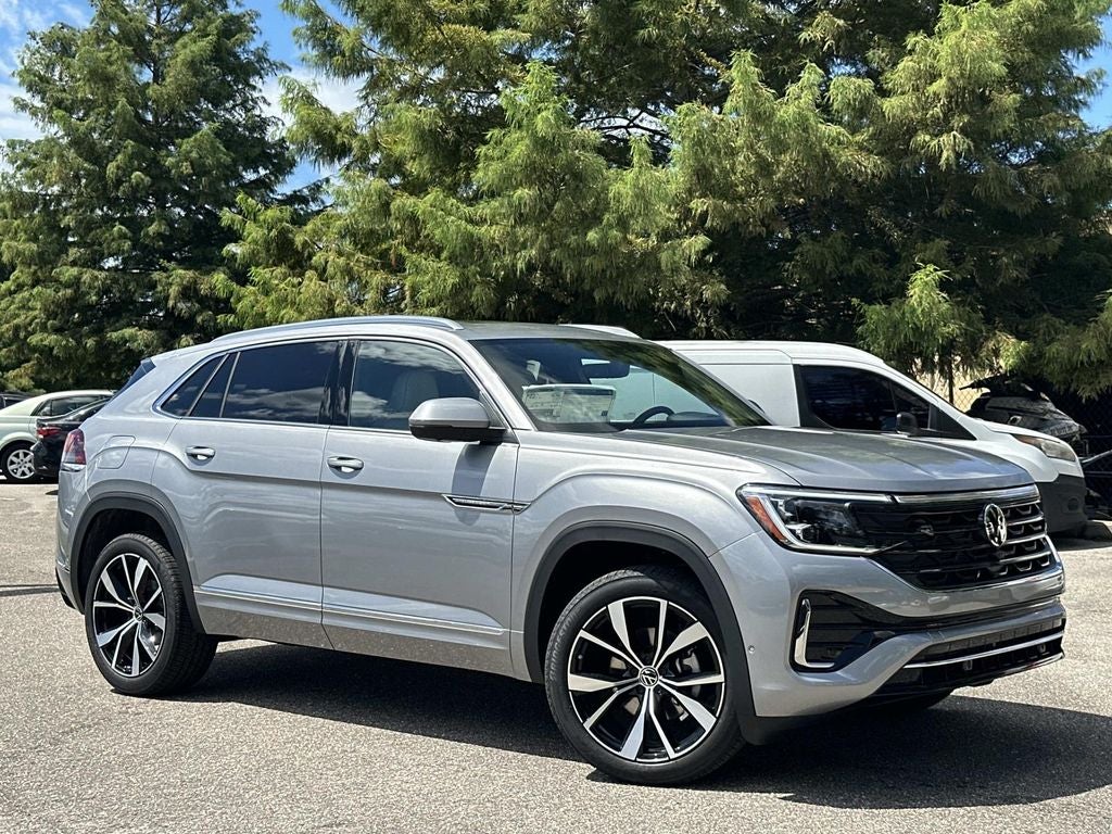 2026 Volkswagen Atlas Cross Sport 2.0T SEL Premium R-Line