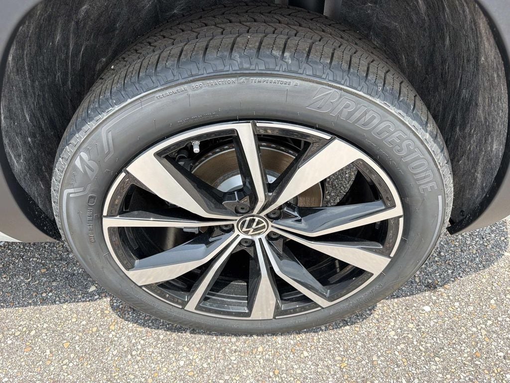 2026 Volkswagen Atlas Cross Sport 2.0T SEL Premium R-Line