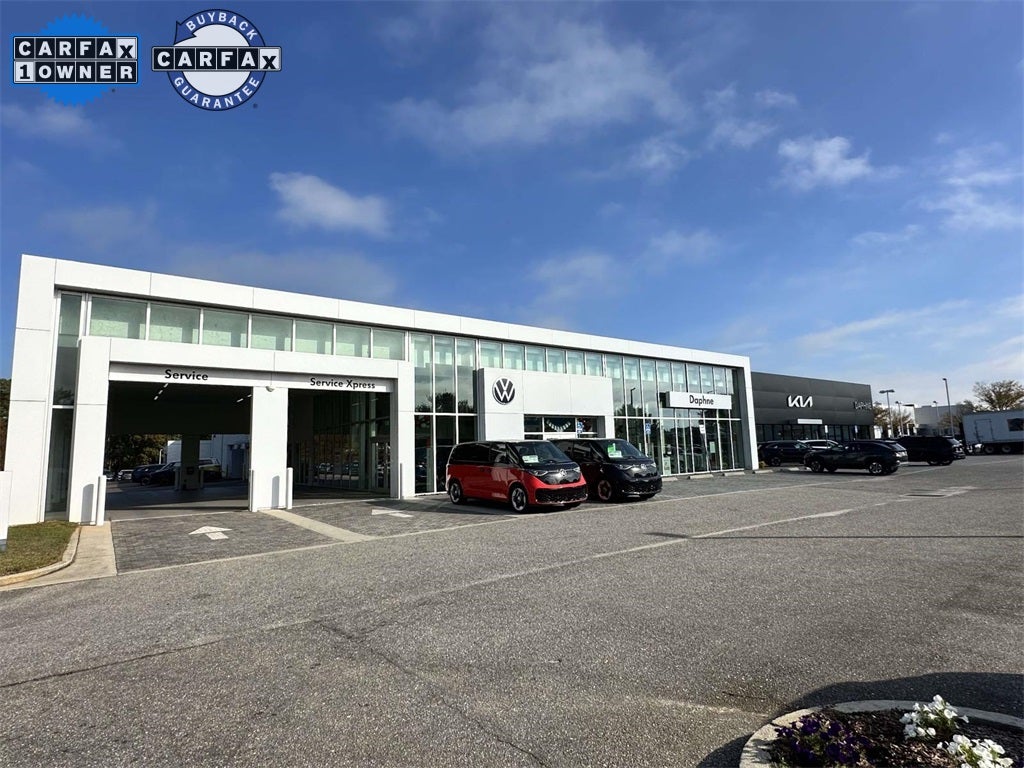 2022 Volkswagen Atlas Cross Sport 3.6L V6 SEL Premium R-Line