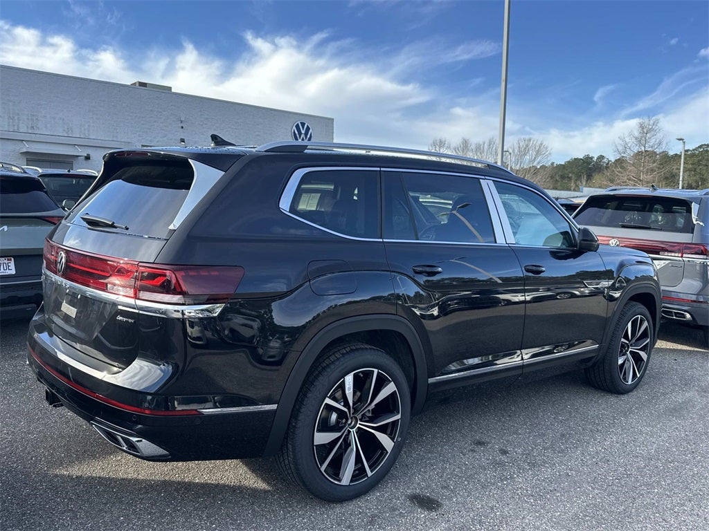 2026 Volkswagen Atlas 2.0T SEL Premium R-Line