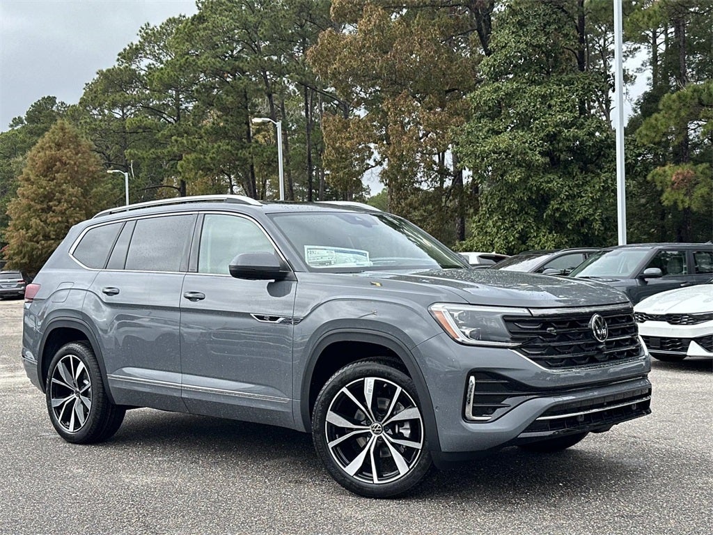 2026 Volkswagen Atlas 2.0T SEL Premium R-Line