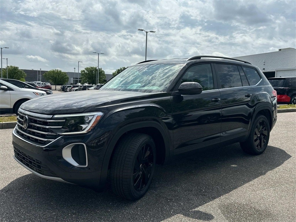 2025 Volkswagen Atlas 2.0T SE