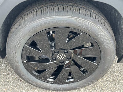 2026 Volkswagen Atlas 2.0T SE w/ Technology