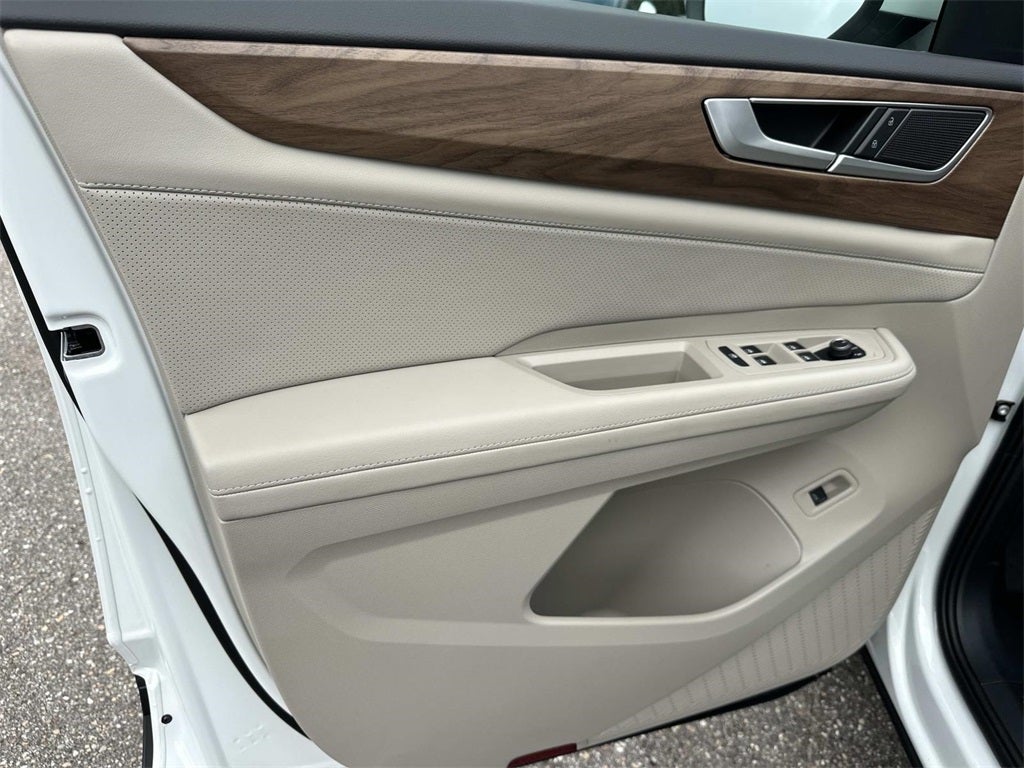 2026 Volkswagen Atlas 2.0T SE w/ Technology