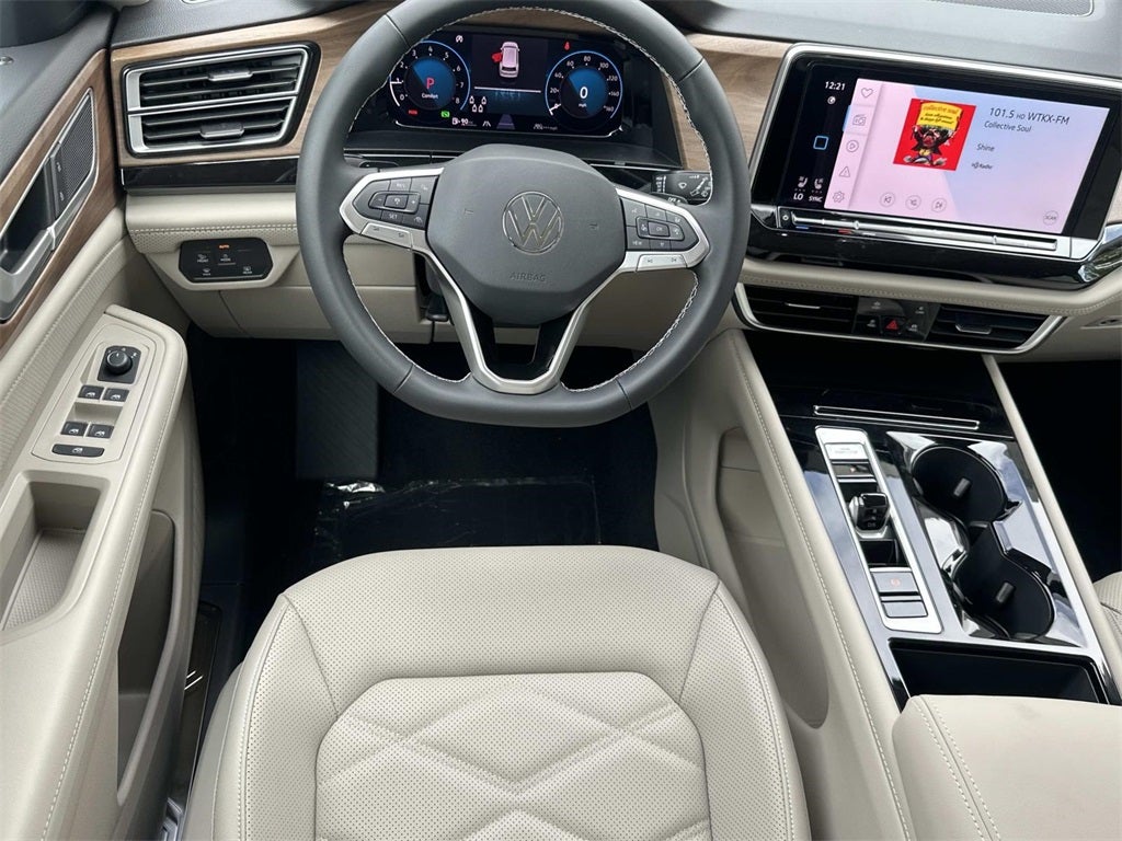 2026 Volkswagen Atlas 2.0T SE w/ Technology