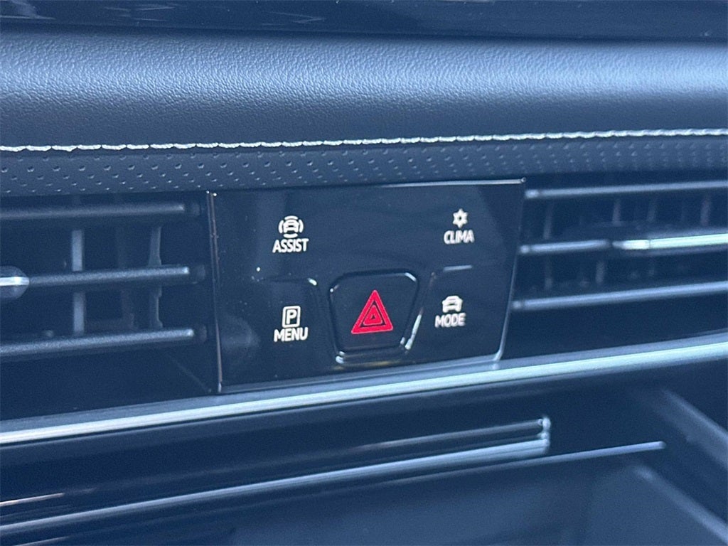 2026 Volkswagen Atlas 2.0T SE w/ Technology