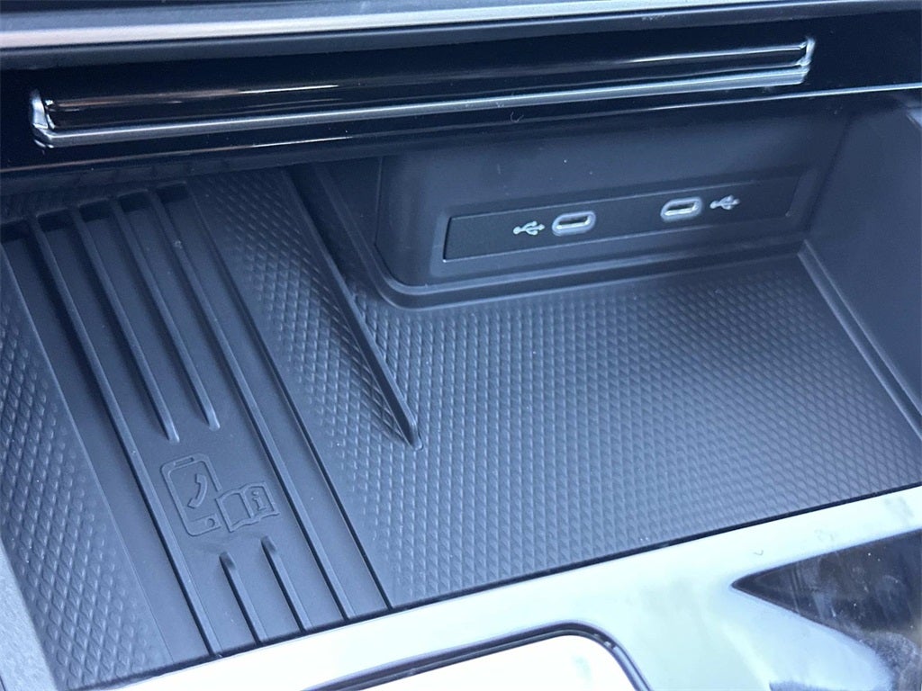 2026 Volkswagen Atlas 2.0T SE w/ Technology