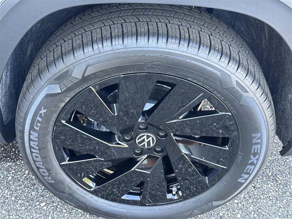 2026 Volkswagen Atlas 2.0T SE w/ Technology