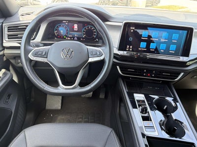 2025 Volkswagen Atlas Cross Sport 2.0T SE w/Technology