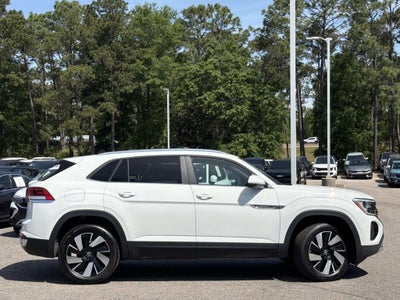 2025 Volkswagen Atlas Cross Sport 2.0T SE w/Technology