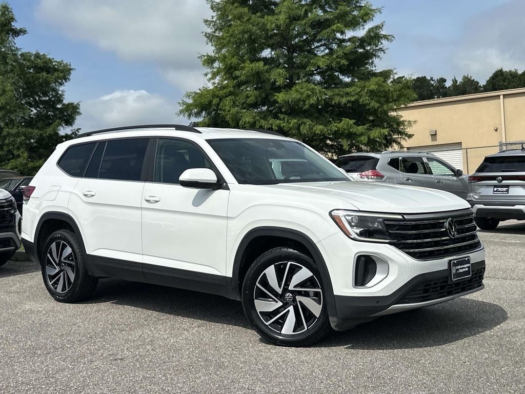 2024 Volkswagen Atlas 2.0T SE w/Technology