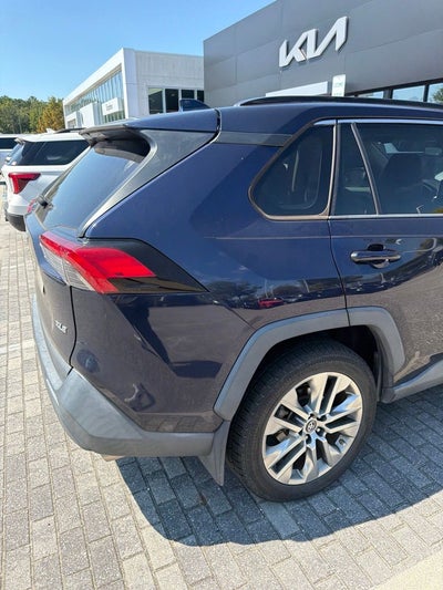 2019 Toyota RAV4 XLE Premium