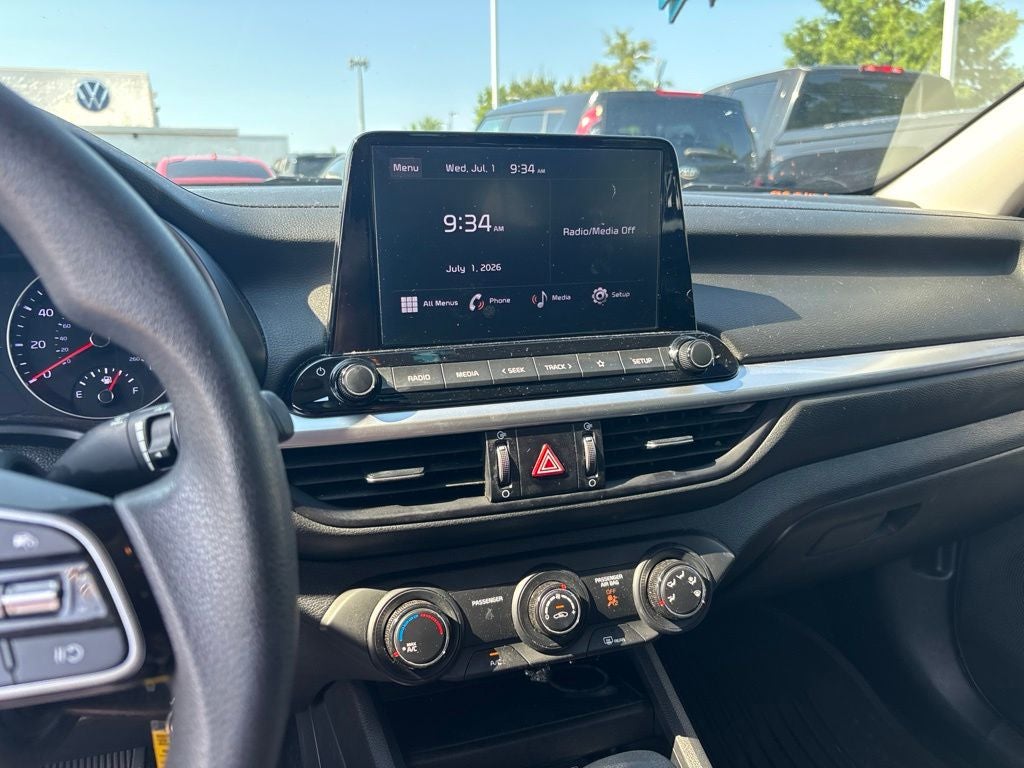 2024 Kia Forte LXS
